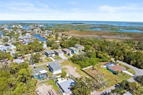 House in Hernando Beach, Florida 3 bedrooms, 143.81 sq.m. № 2224433 - photo 16