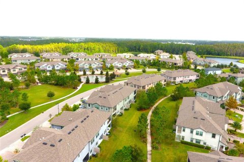 Townhouse in ESTANCIA
in Wesley Chapel, Florida 3 bedrooms, 169.73 sq.m. № 2112335 - photo 24