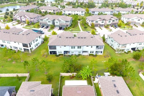 Townhouse in ESTANCIA
in Wesley Chapel, Florida 3 bedrooms, 169.73 sq.m. № 2112335 - photo 28