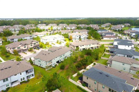 Townhouse in ESTANCIA
in Wesley Chapel, Florida 3 bedrooms, 169.73 sq.m. № 2112335 - photo 30