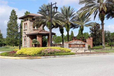 Townhouse in ESTANCIA
in Wesley Chapel, Florida 3 bedrooms, 169.73 sq.m. № 2112335 - photo 17