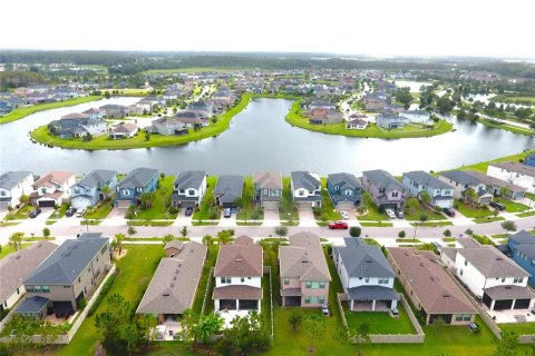 Townhouse in ESTANCIA
in Wesley Chapel, Florida 3 bedrooms, 169.73 sq.m. № 2112335 - photo 27