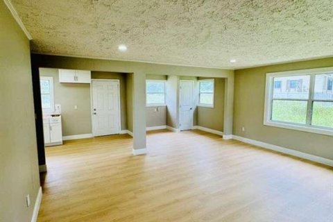 Villa ou maison à vendre à Orlando, Floride: 3 chambres, 102.1 m2 № 2115719 - photo 11