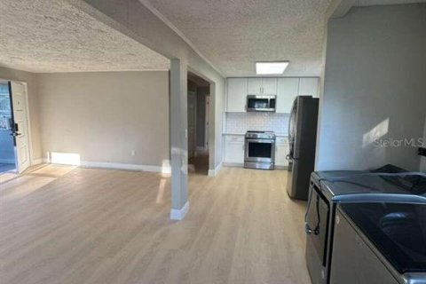 Villa ou maison à vendre à Orlando, Floride: 3 chambres, 102.1 m2 № 2115719 - photo 27