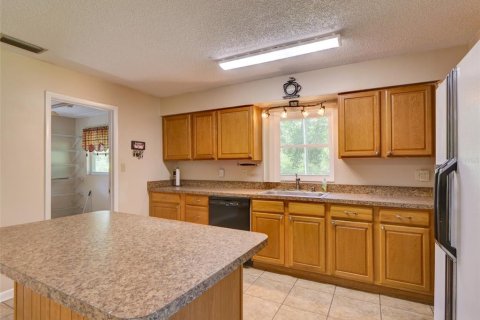 House in Bushnell, Florida 3 bedrooms, 185.06 sq.m. № 1720655 - photo 3
