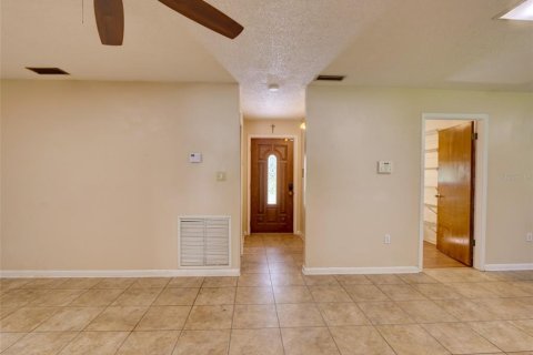 House in Bushnell, Florida 3 bedrooms, 185.06 sq.m. № 1720655 - photo 7