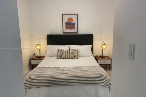 Villa ou maison à louer à Miami, Floride: 2 chambres № 1943672 - photo 7