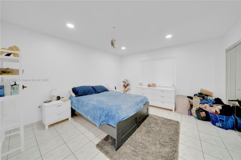 Condominio en venta en Miami, Florida, 2 dormitorios, 107.77 m2 № 1842724 - foto 18