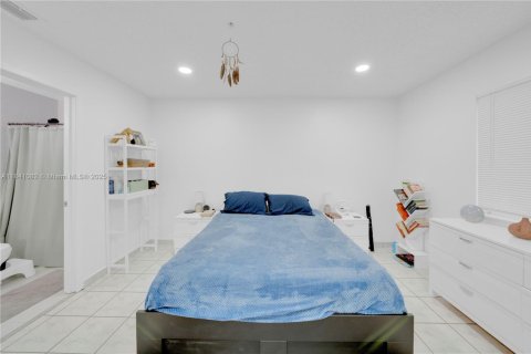 Condominio en venta en Miami, Florida, 2 dormitorios, 107.77 m2 № 1842724 - foto 17
