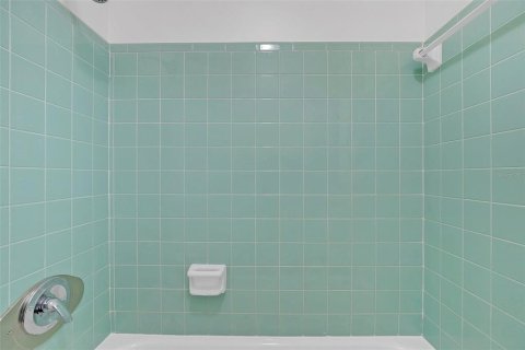 Купить виллу или дом в Орландо, Флорида 8 комнат, 200.67м2, № 1509388 - фото 23