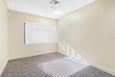 Commercial property in Leesburg, Florida 1504.46 sq.m. № 1637579 - photo 23