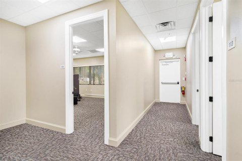 Commercial property in Leesburg, Florida 1504.46 sq.m. № 1637579 - photo 20