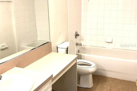 Adosado en alquiler en Davenport, Florida, 1 dormitorio, 175.31 m2 № 1585814 - foto 3