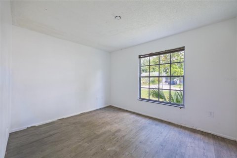 Villa ou maison à louer à New Port Richey, Floride: 2 chambres, 90.67 m2 № 2419019 - photo 12