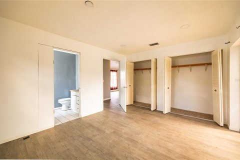 Villa ou maison à louer à New Port Richey, Floride: 2 chambres, 90.67 m2 № 2419019 - photo 8