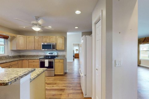 Casa en venta en Port St. Lucie, Florida, 3 dormitorios, 197.51 m2 № 2087487 - foto 16
