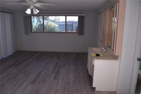 House in Melrose, Florida 3 bedrooms, 161.46 sq.m. № 2166343 - photo 13