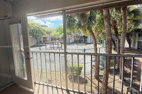 Снять в аренду кондоминиум в Майами, Флорида 2 спальни, 113.71м2, № 2047744 - фото 6