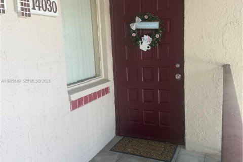 Снять в аренду кондоминиум в Майами, Флорида 2 спальни, 113.71м2, № 2047744 - фото 3