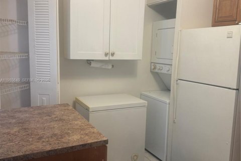 Снять в аренду кондоминиум в Майами, Флорида 2 спальни, 113.71м2, № 2047744 - фото 18