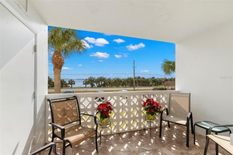 Condominio en alquiler en Dunedin, Florida, 2 dormitorios, 90.12 m2 № 1903434 - foto 13