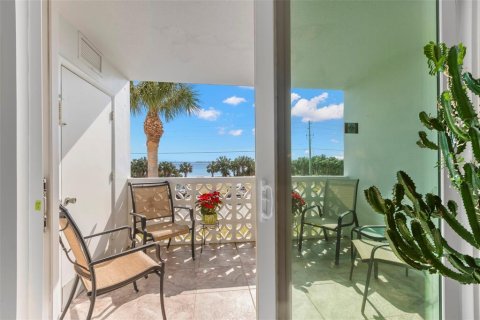 Condominio en alquiler en Dunedin, Florida, 2 dormitorios, 90.12 m2 № 1903434 - foto 12