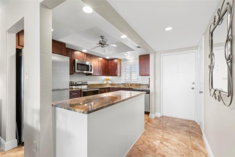 Condominio en alquiler en Dunedin, Florida, 2 dormitorios, 90.12 m2 № 1903434 - foto 3