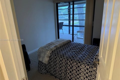 Снять в аренду кондоминиум в Тамарак, Флорида 2 спальни, 76.83м2, № 2048874 - фото 5