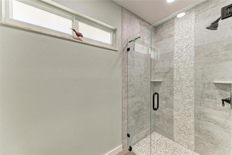 Купить кондоминиум в Сарасота, Флорида 9 комнат, 123.93м2, № 2203965 - фото 25