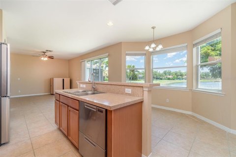 Villa ou maison à vendre à Punta Gorda, Floride: 4 chambres, 242.66 m2 № 1833512 - photo 12