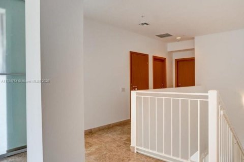 Condo in Surfside, Florida, 4 bedrooms  № 1862780 - photo 26