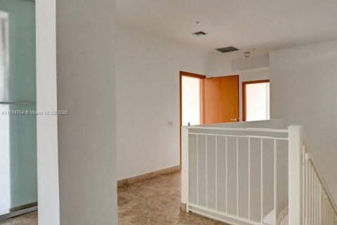 Condo in Surfside, Florida, 4 bedrooms  № 1862780 - photo 25