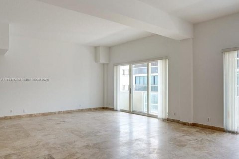 Condo in Surfside, Florida, 4 bedrooms  № 1862780 - photo 7