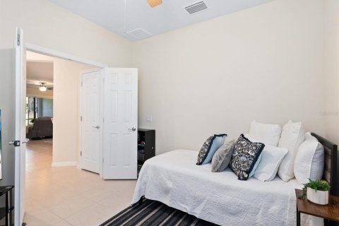 House in Lakewood Ranch, Florida 2 bedrooms, 135.45 sq.m. № 1787369 - photo 28