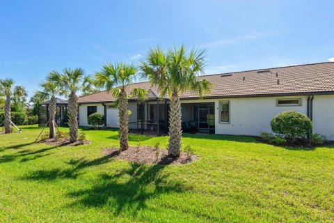 House in Lakewood Ranch, Florida 2 bedrooms, 135.45 sq.m. № 1787369 - photo 2