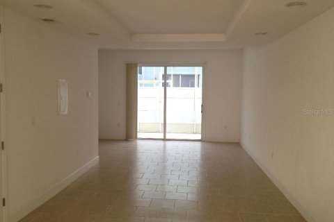Adosado en alquiler en Kissimmee, Florida, 3 dormitorios, 130.81 m2 № 1832119 - foto 2