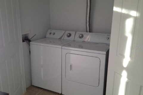 Adosado en alquiler en Kissimmee, Florida, 3 dormitorios, 130.81 m2 № 1832119 - foto 9