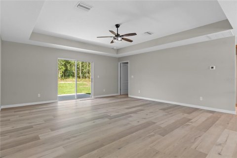 Villa ou maison à vendre à Weeki Wachee, Floride: 3 chambres, 149.76 m2 № 2425386 - photo 9