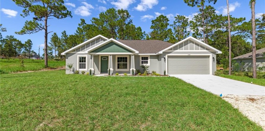 Villa ou maison à Weeki Wachee, Floride 3 chambres, 149.76 m2 № 2425386