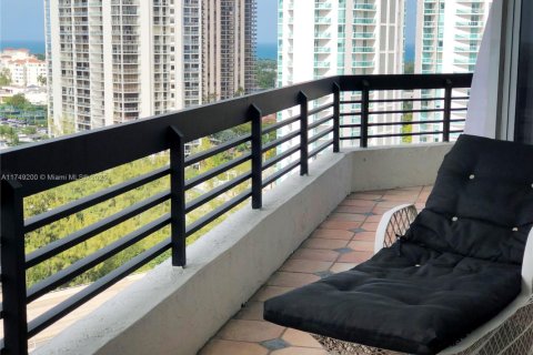 Condo in Aventura, Florida, 2 bedrooms  № 1862974 - photo 10