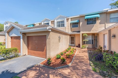 Adosado en venta en Tamarac, Florida, 2 dormitorios, 116.87 m2 № 2146274 - foto 2