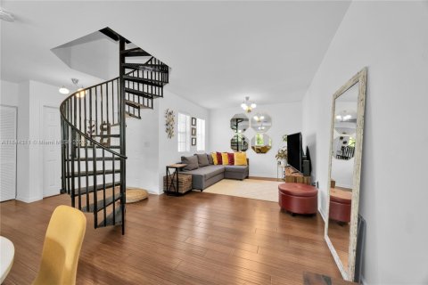 Copropriété à vendre à Miami, Floride: 2 chambres, 100.33 m2 № 1981437 - photo 8