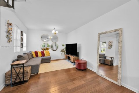 Copropriété à vendre à Miami, Floride: 2 chambres, 100.33 m2 № 1981437 - photo 9