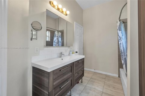 Copropriété à vendre à Miami, Floride: 2 chambres, 100.33 m2 № 1981437 - photo 23