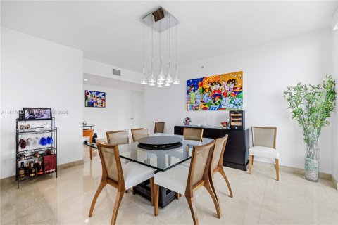 Купить кондоминиум в Майами, Флорида 4 спальни, 317.26м2, № 1774335 - фото 23