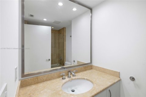 Купить кондоминиум в Майами, Флорида 4 спальни, 317.26м2, № 1774335 - фото 13