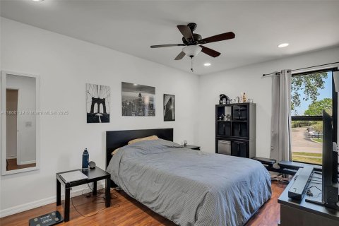 Condominio en venta en Pembroke Pines, Florida, 3 dormitorios, 136.75 m2 № 1742461 - foto 22