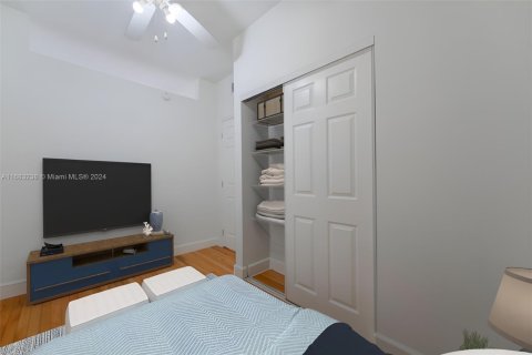 Condominio en venta en Miami Beach, Florida, 1 dormitorio, 48.77 m2 № 1868472 - foto 10
