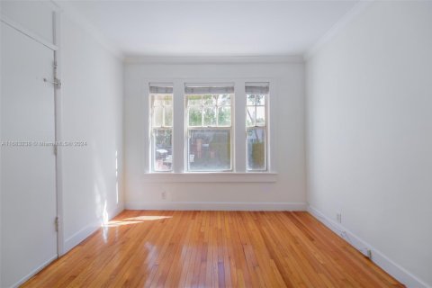Condominio en venta en Miami Beach, Florida, 1 dormitorio, 48.77 m2 № 1868472 - foto 18