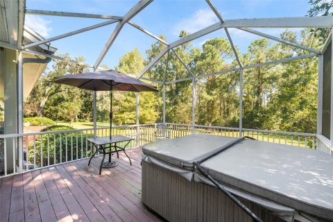 House in Gainesville, Florida 4 bedrooms, 541.9 sq.m. № 2419171 - photo 19